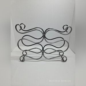 Elegant Silver Metal Wine Rack